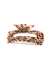 Maxi Claw in Cognac Checker